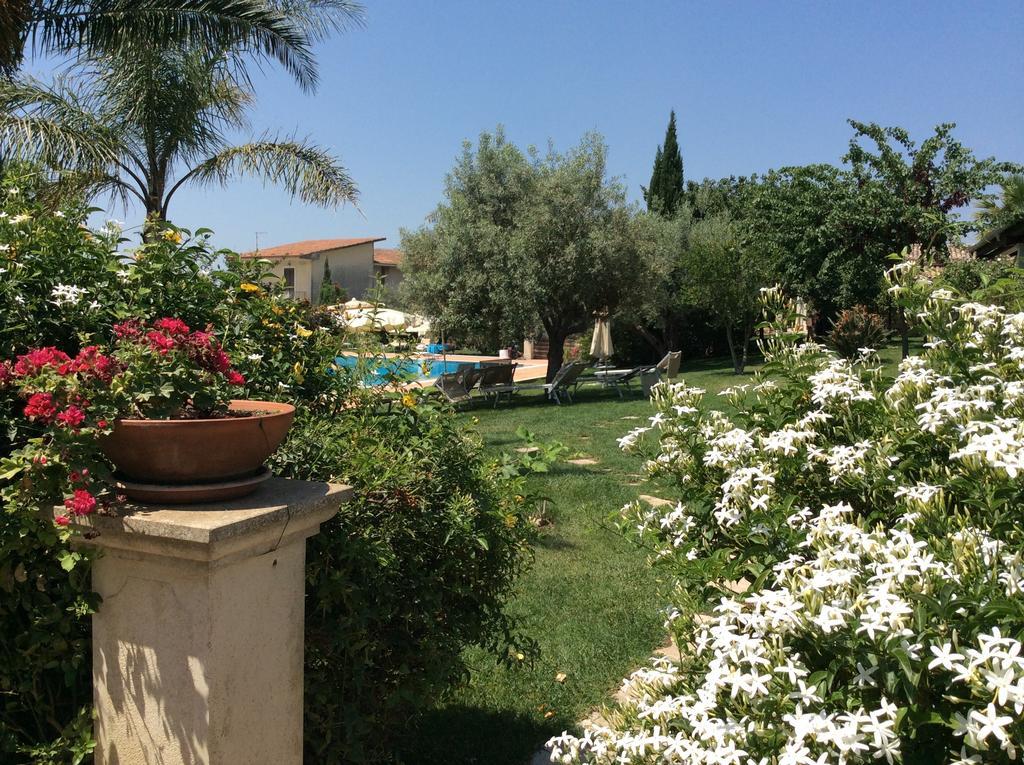 מודיקה Agriturismo Il Granaio Hotel & Spa מראה חיצוני תמונה